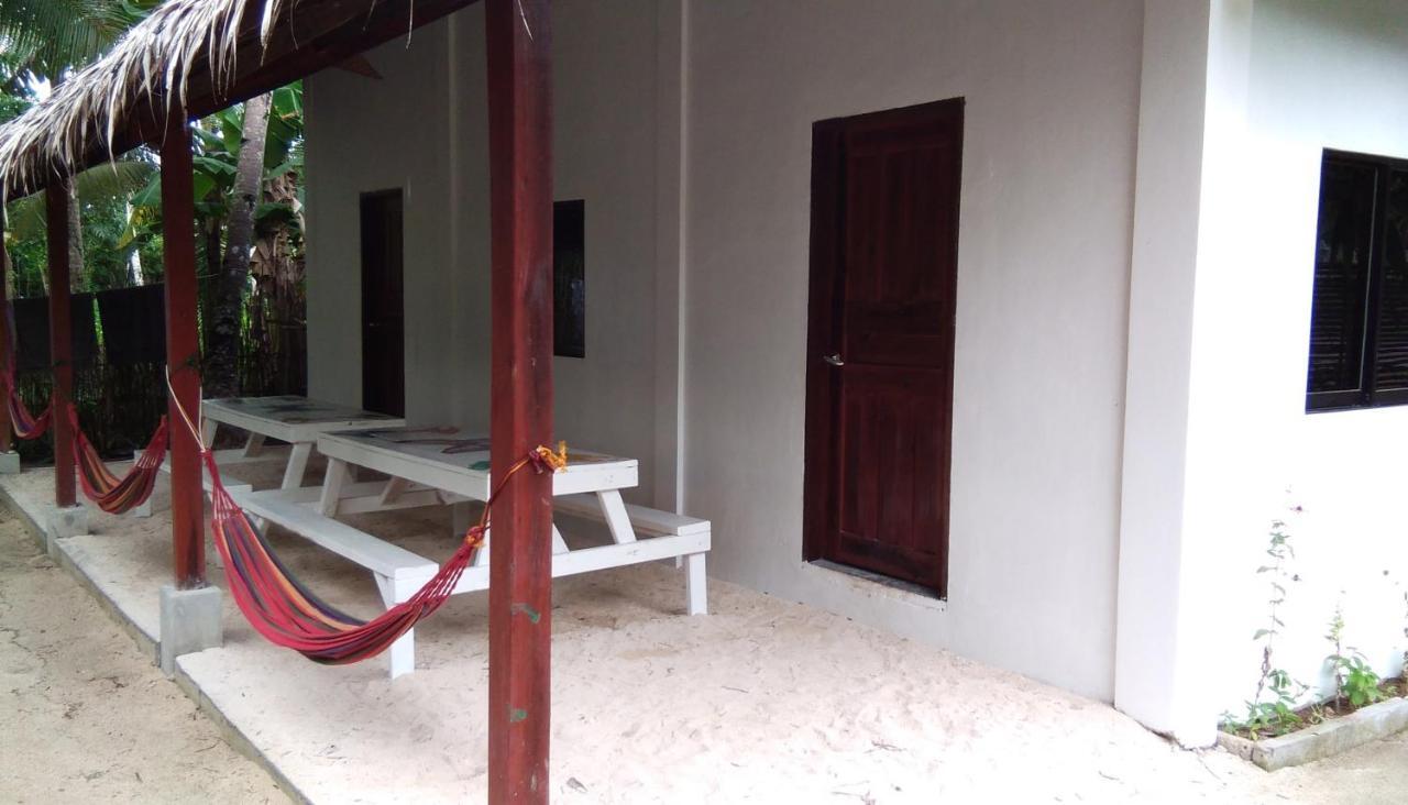 Butterfly House, Libertad, General Luna, Siargao, Filipinas Villa เจเนอรัลลูนา ภายนอก รูปภาพ